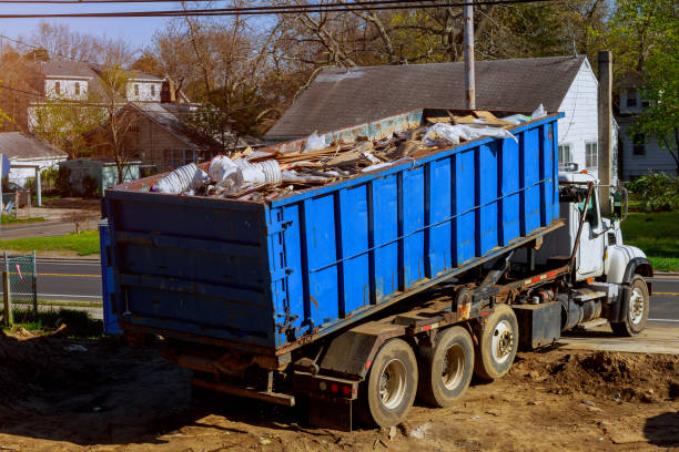 Best Yard Waste Removal  in Schaumburg, IL